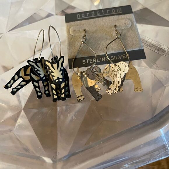 Sterling Silver 3D Elephant and Zebra Hoop Earrings - Picture 15 of 15